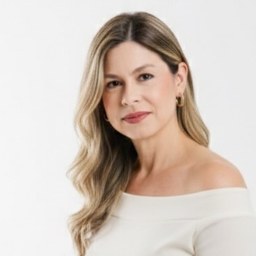 Adriana Regina